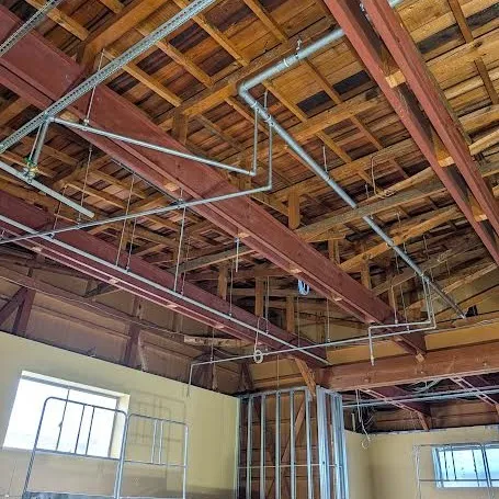 某工場エアー配管工事中